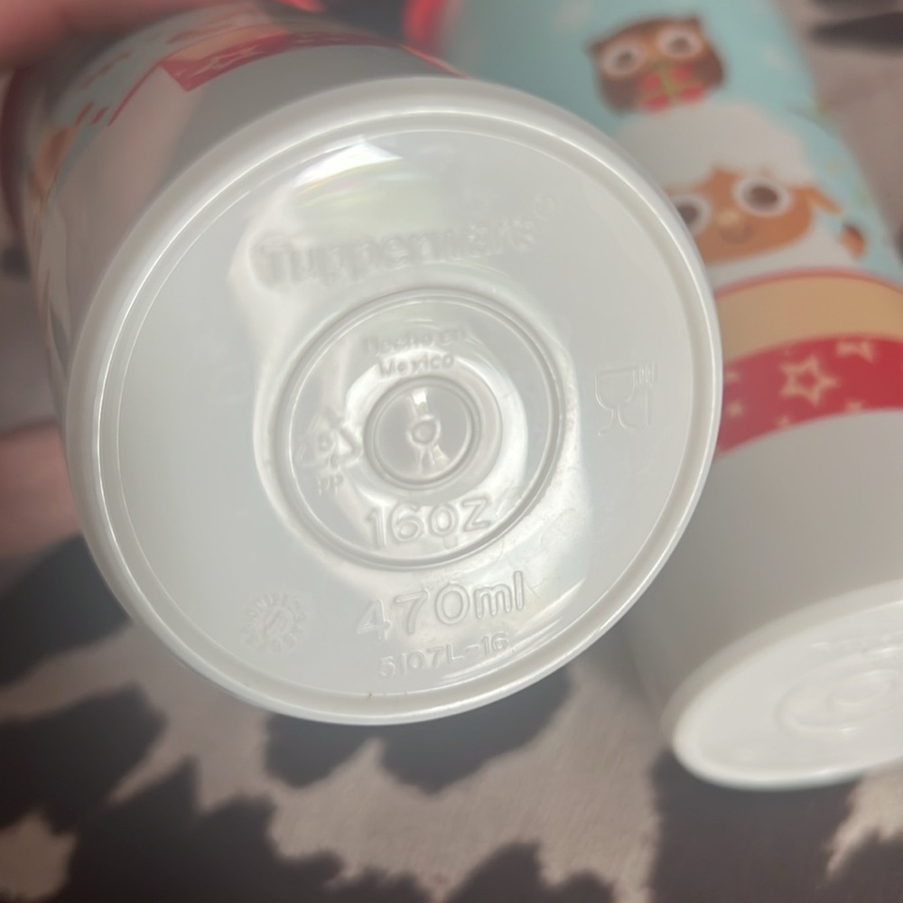 Tupperware kid cups - Picture 5 of 9